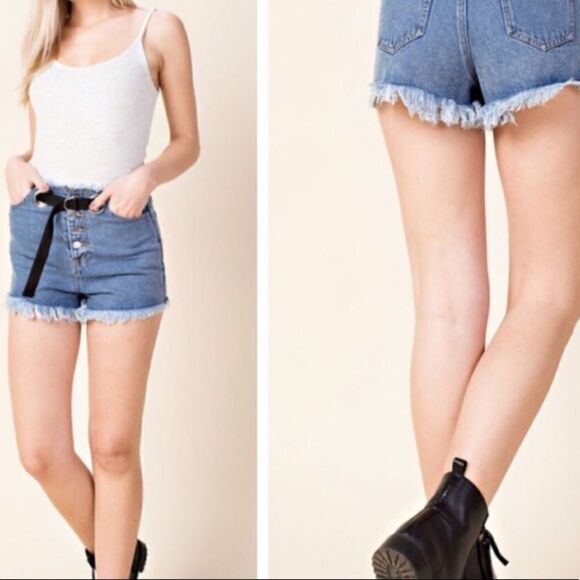 Belted Fringe Denim Shorts - Picture 7 of 10